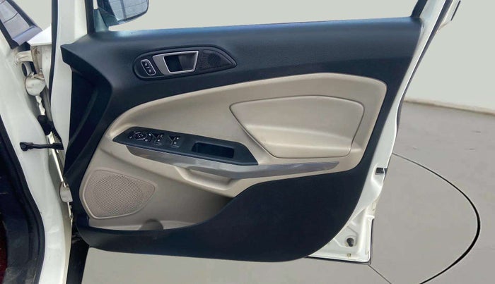 2020 Ford Ecosport TITANIUM 1.5L DIESEL, Diesel, Manual, 62,034 km, Driver Side Door Panels Control