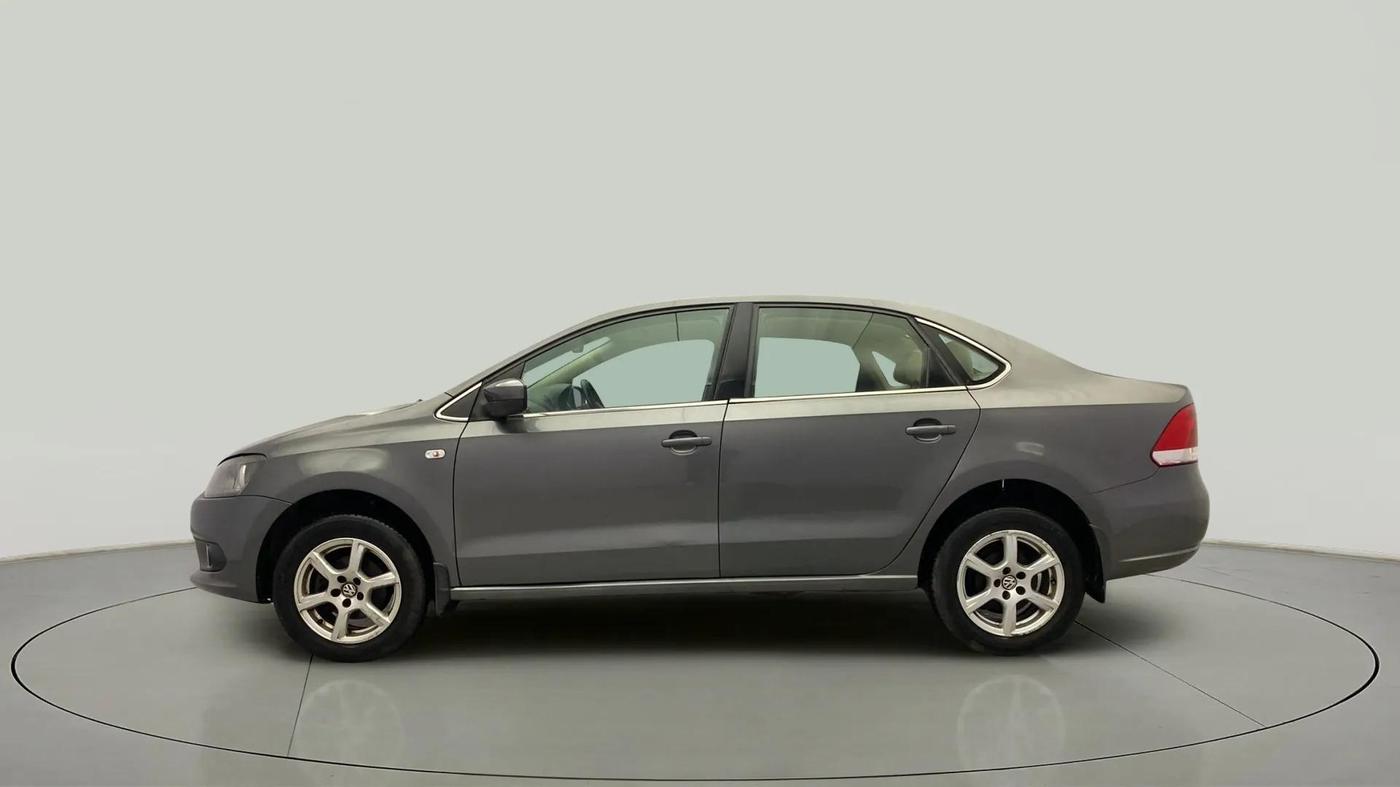 2013 Volkswagen Vento HIGHLINE 1.6 MPI, Petrol, Manual, 84,201 km, Left Side