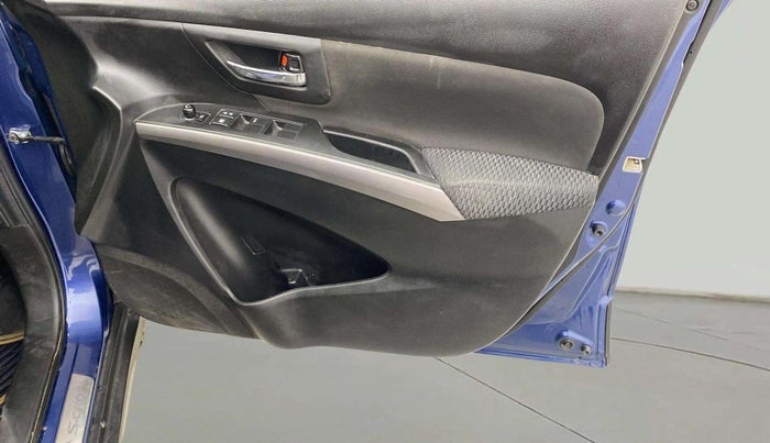2020 Maruti S Cross DELTA 1.5, Petrol, Manual, 38,169 km, Driver Side Door Panels Control
