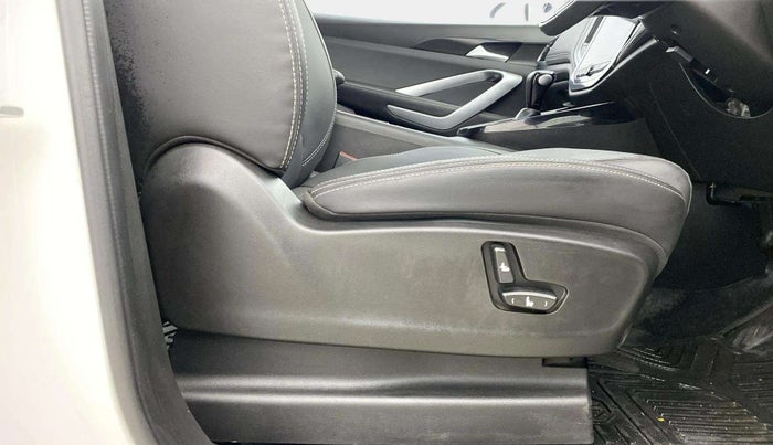 2019 MG HECTOR SHARP 1.5 DCT PETROL, Petrol, Automatic, 32,542 km, Driver Side Adjustment Panel