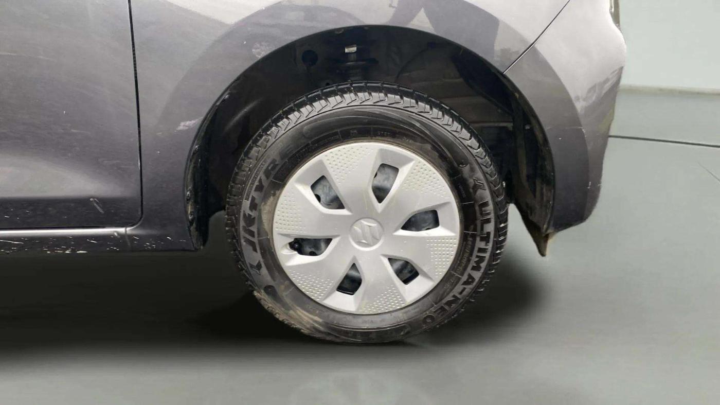 2023 Maruti Alto K10 VXI PLUS, Petrol, Manual, 3,937 km, Right Front Wheel