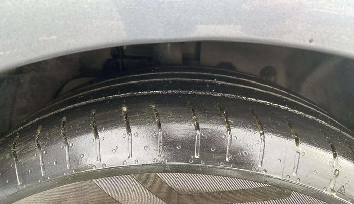 2016 Ford Ecosport TITANIUM 1.5L PETROL AT, Petrol, Automatic, 73,801 km, Right Front Tyre Tread