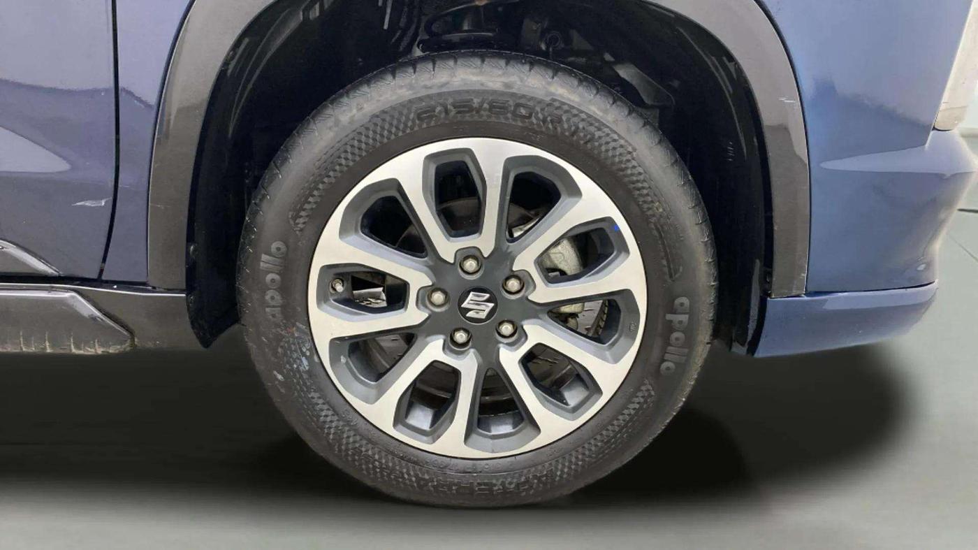 2022 Maruti Grand Vitara ALPHA PLUS HYBRID ECVT, Hybrid, Automatic, 48,505 km, Right Front Wheel