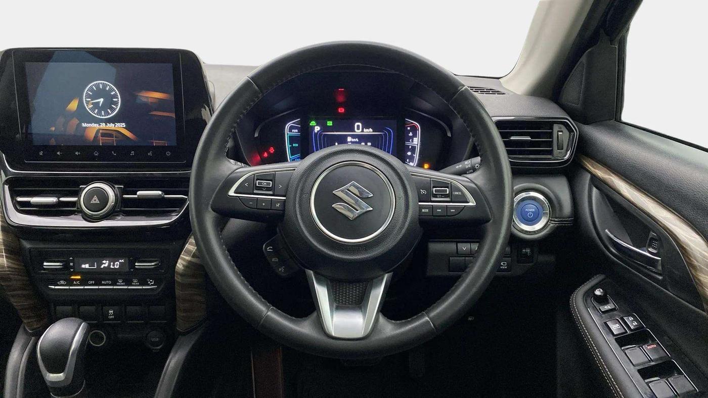 2022 Maruti Grand Vitara ALPHA PLUS HYBRID ECVT, Hybrid, Automatic, 48,505 km, Steering Wheel Close Up
