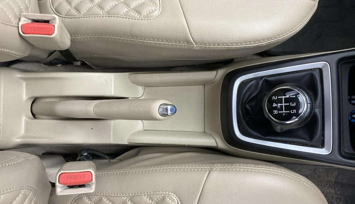 2018 Maruti Dzire VXI, Petrol, Manual, 60,468 km, Gear Lever