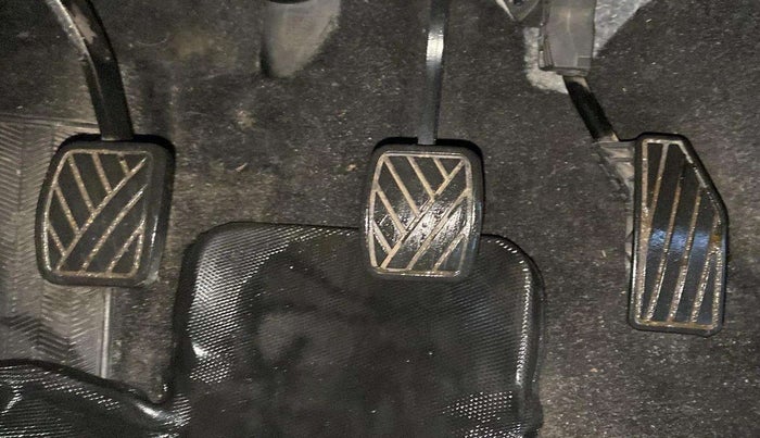 2023 Maruti Baleno DELTA CNG 1.2L, CNG, Manual, 33,441 km, Pedals