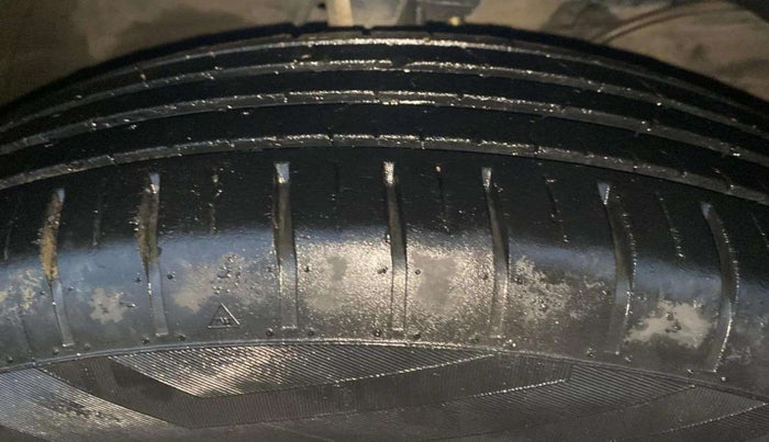 2023 Maruti Baleno DELTA CNG 1.2L, CNG, Manual, 33,441 km, Left Rear Tyre Tread