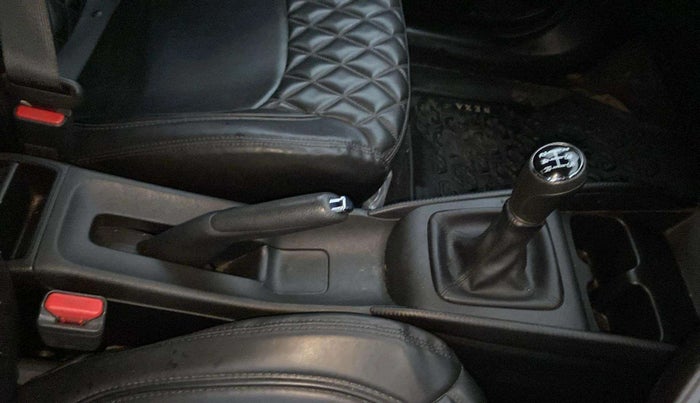 2023 Maruti Baleno DELTA CNG 1.2L, CNG, Manual, 33,441 km, Gear Lever