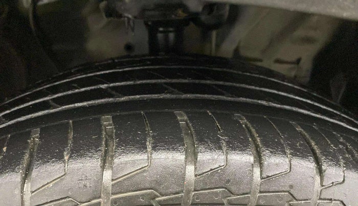 2023 Hyundai Creta SX 1.5 PETROL ADVENTURE EDITION , Petrol, Manual, 34,839 km, Right Front Tyre Tread