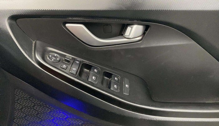 2023 Hyundai Creta SX 1.5 PETROL ADVENTURE EDITION , Petrol, Manual, 34,839 km, Driver Side Door Panels Control