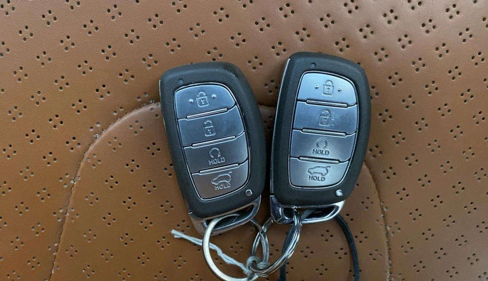 2023 Hyundai Creta SX 1.5 PETROL ADVENTURE EDITION , Petrol, Manual, 34,839 km, Key Close Up