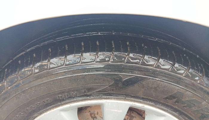 2012 Maruti Ertiga ZDI, Diesel, Manual, 1,13,448 km, Right Rear Tyre Tread