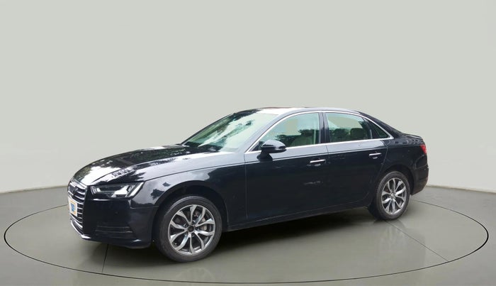 2017 Audi A4 35 TDI Technology, Diesel, Automatic, 77,793 km, Left Front Diagonal
