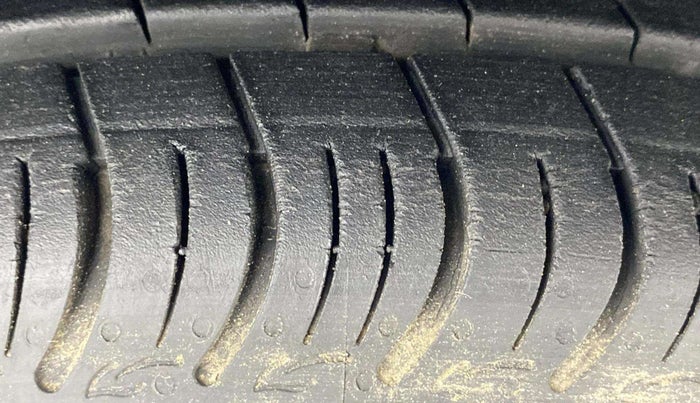 2021 Maruti S PRESSO VXI PLUS AMT, Petrol, Automatic, 9,837 km, Right Front Tyre Tread