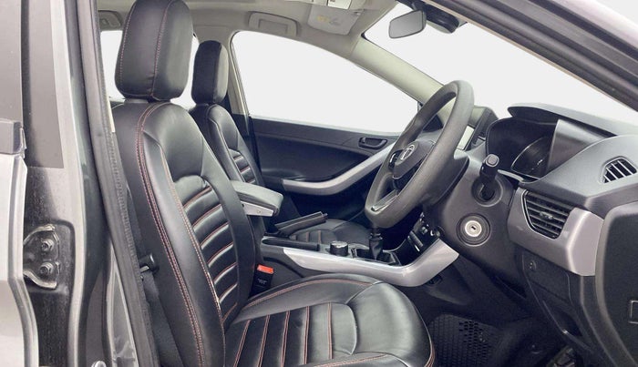 2022 Tata NEXON XM SUNROOF PETROL, Petrol, Manual, 11,611 km, Right Side Front Door Cabin