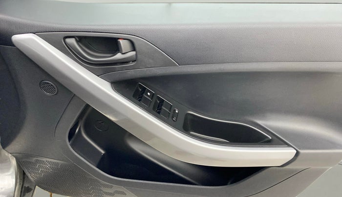 2022 Tata NEXON XM SUNROOF PETROL, Petrol, Manual, 11,611 km, Driver Side Door Panels Control