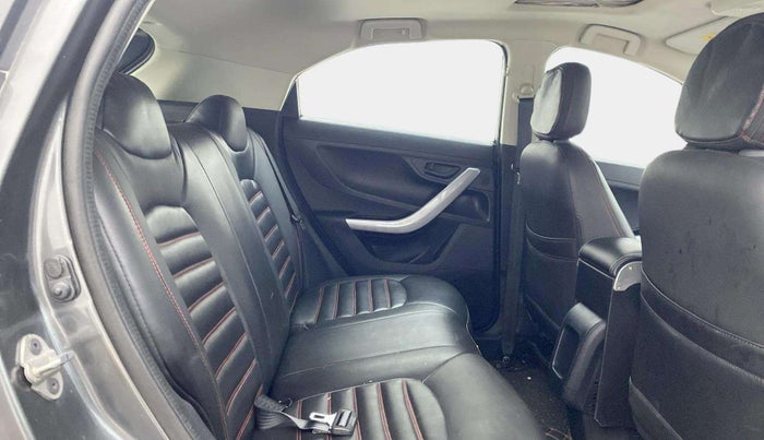 2022 Tata NEXON XM SUNROOF PETROL, Petrol, Manual, 11,611 km, Right Side Rear Door Cabin