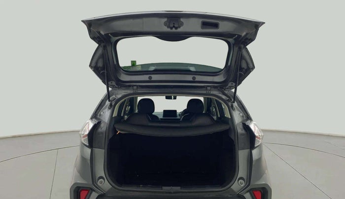 2022 Tata NEXON XM SUNROOF PETROL, Petrol, Manual, 11,611 km, Boot Door Open