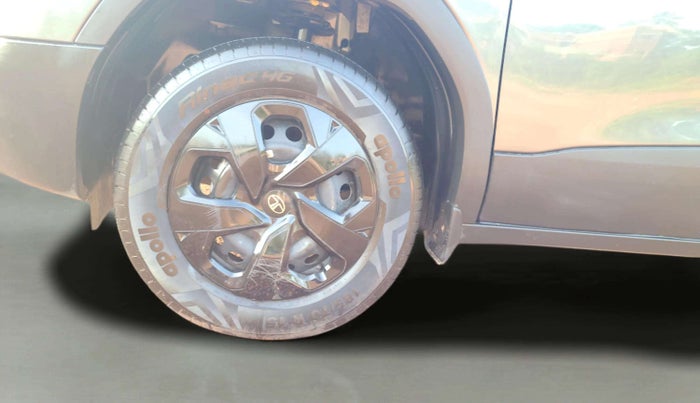 2024 Tata PUNCH ADVENTURE MT, Petrol, Manual, 4,106 km, Left Front Wheel