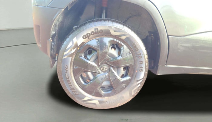 2024 Tata PUNCH ADVENTURE MT, Petrol, Manual, 4,106 km, Right Rear Wheel