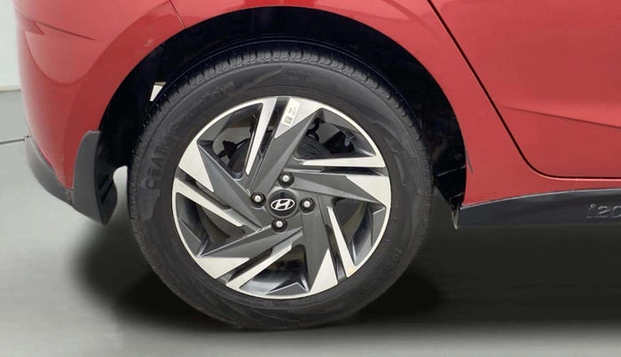 2023 Hyundai NEW I20 ASTA (O) 1.2 IVT, Petrol, Automatic, 21,619 km, Right Rear Wheel