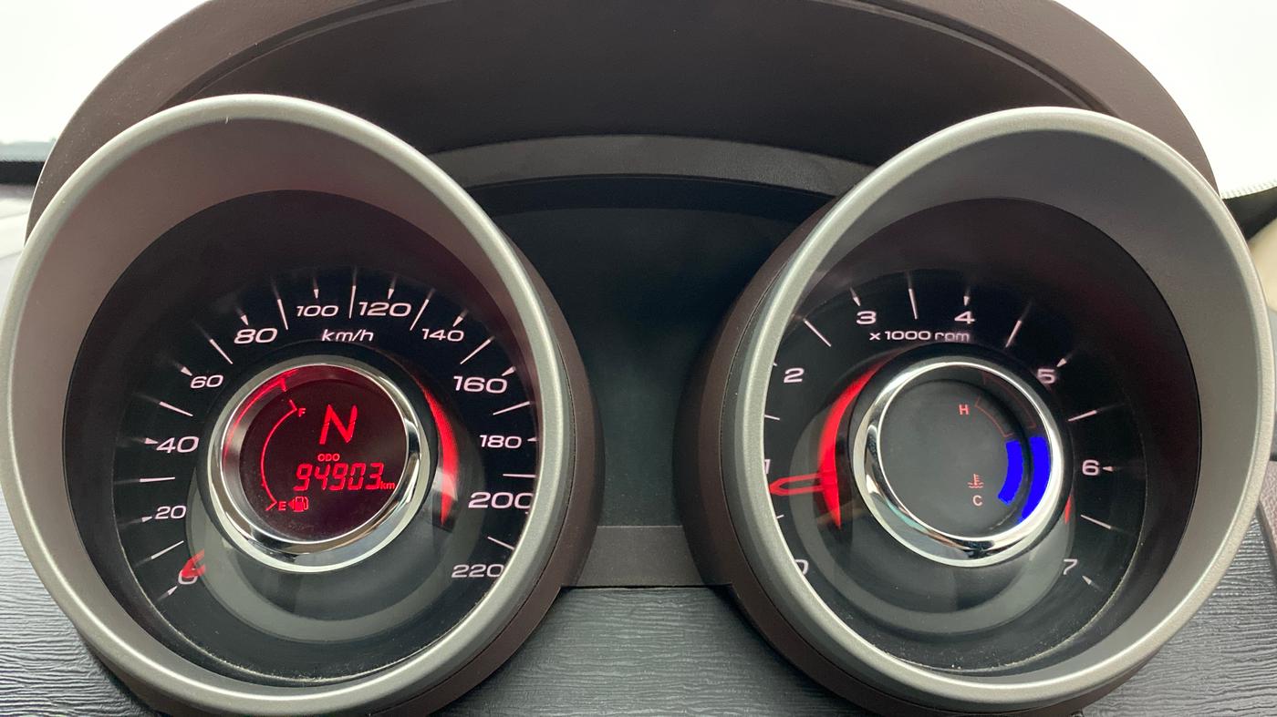 2012 Mahindra XUV500 W8, Diesel, Manual, 94,903 km, Odometer Image