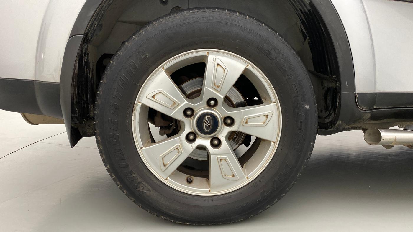 2012 Mahindra XUV500 W8, Diesel, Manual, 94,903 km, Right Rear Wheel