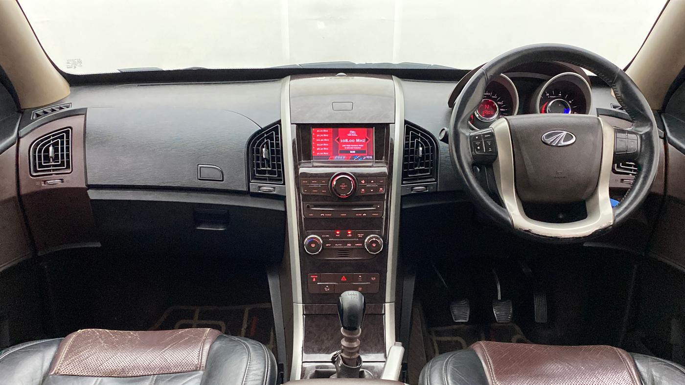 2012 Mahindra XUV500 W8, Diesel, Manual, 94,903 km, Dashboard