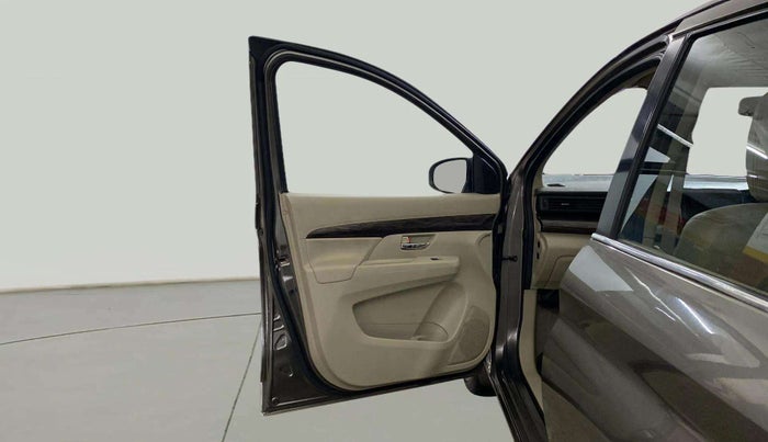 2021 Maruti Ertiga ZXI+ SHVS, Petrol, Manual, 71,291 km, LHS Front Door