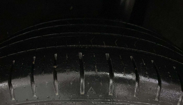 2019 Maruti Baleno ZETA PETROL 1.2, Petrol, Manual, 23,438 km, Left Rear Tyre Tread