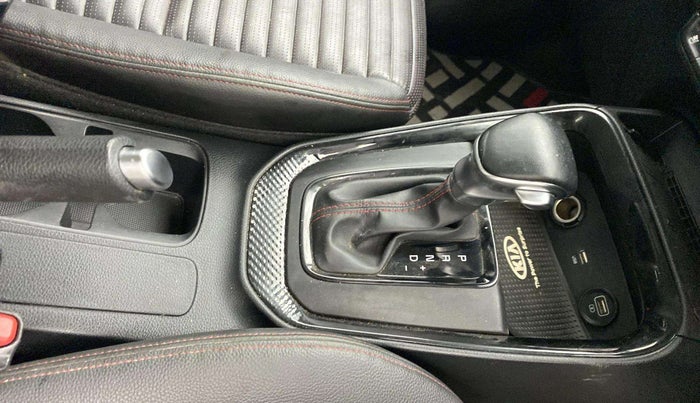 2020 KIA SONET GTX PLUS 1.0 DCT, Petrol, Automatic, 23,626 km, Gear Lever