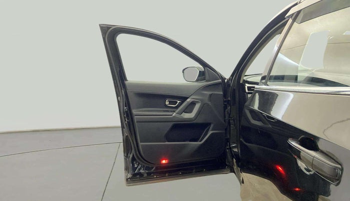 2021 Tata Harrier XZA PLUS 2.0L DARK EDITION, Diesel, Automatic, 43,383 km, LHS Front Door