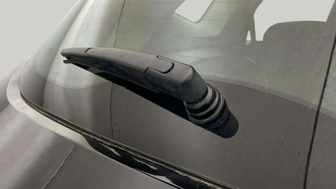 2021 Tata Harrier XZA PLUS 2.0L DARK EDITION, Diesel, Automatic, 43,383 km, Rear Wiper