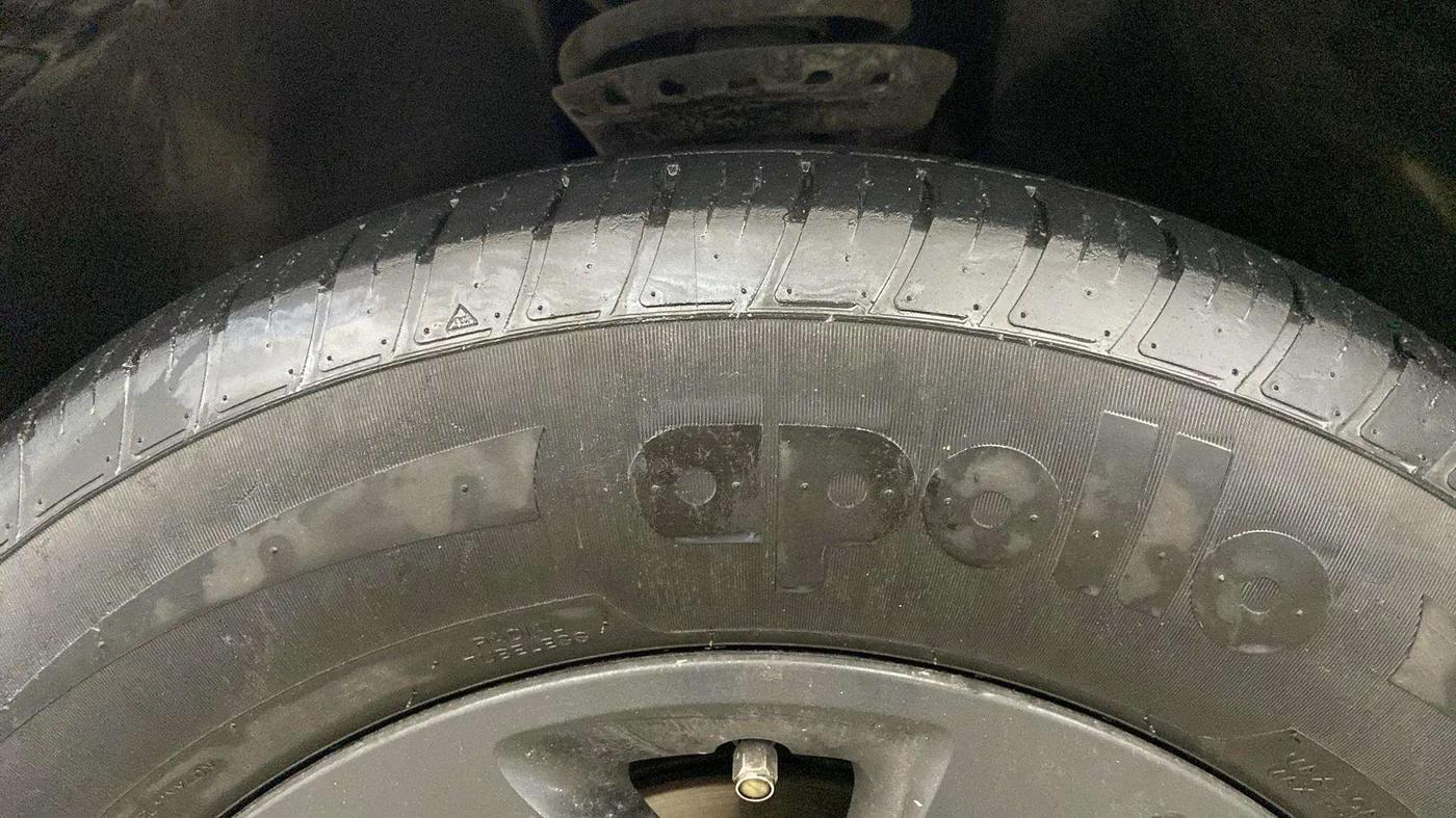 2021 Tata Harrier XZA PLUS 2.0L DARK EDITION, Diesel, Automatic, 43,383 km, Left Front Tyre Tread