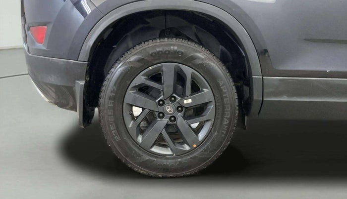2021 Tata Harrier XZA PLUS 2.0L DARK EDITION, Diesel, Automatic, 43,383 km, Right Rear Wheel