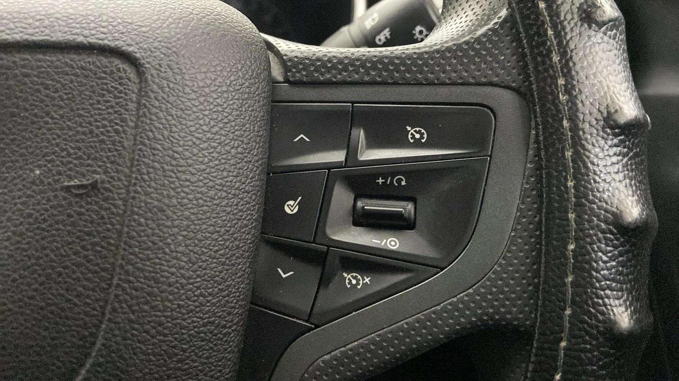 2021 Tata Harrier XZA PLUS 2.0L DARK EDITION, Diesel, Automatic, 43,383 km, Adaptive Cruise Control
