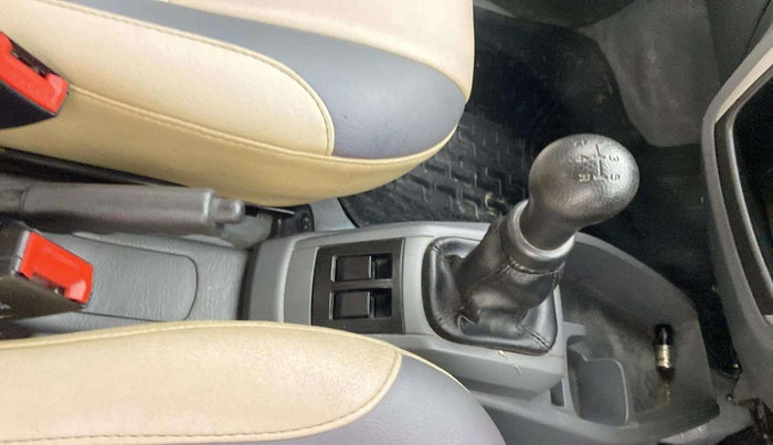 2015 Maruti Alto 800 LXI, Petrol, Manual, 43,917 km, Gear Lever