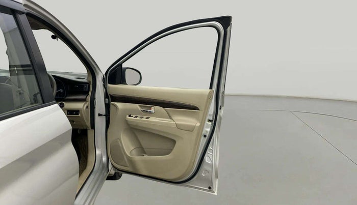 2021 Maruti Ertiga ZXI AT SHVS, Petrol, Automatic, 41,200 km, RHS Front Door