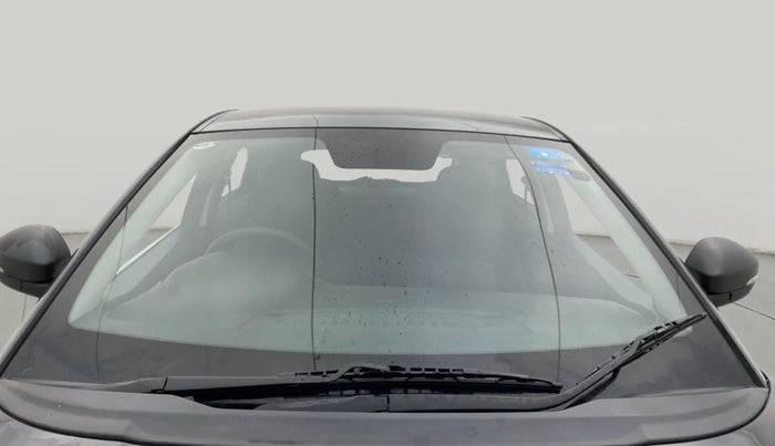 2018 Tata NEXON XM PETROL, Petrol, Manual, 43,939 km, Front Windshield