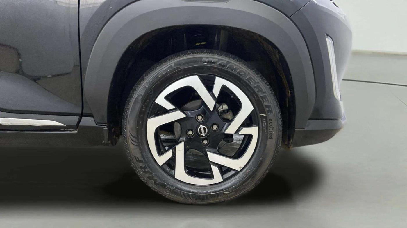 2022 Nissan MAGNITE XV PREMIUM, Petrol, Manual, 18,119 km, Right Front Wheel