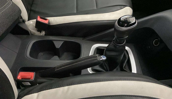 2022 Nissan MAGNITE XV PREMIUM, Petrol, Manual, 18,119 km, Gear Lever