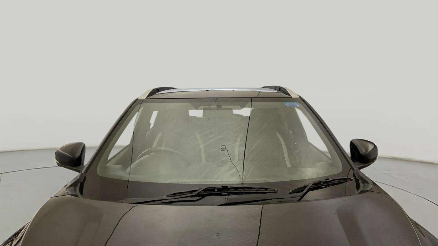 2022 Nissan MAGNITE XV PREMIUM, Petrol, Manual, 18,119 km, Front Windshield