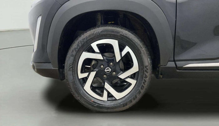 2022 Nissan MAGNITE XV PREMIUM, Petrol, Manual, 18,119 km, Left Front Wheel