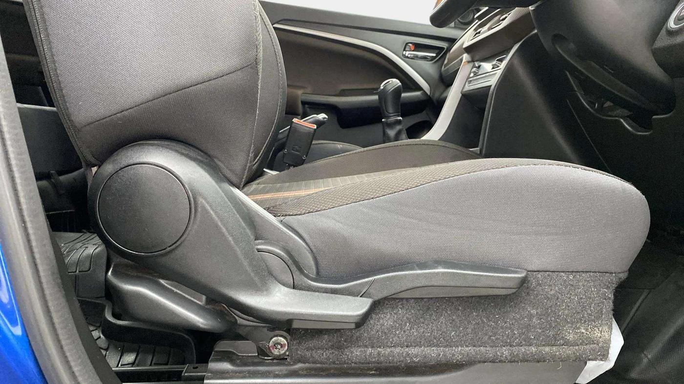 2024 Maruti BREZZA ZXI S-CNG, CNG, Manual, 16,791 km, Driver Side Adjustment Panel