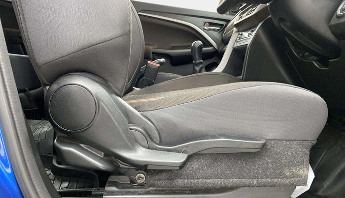 2024 Maruti BREZZA ZXI S-CNG, CNG, Manual, 16,791 km, Driver Side Adjustment Panel