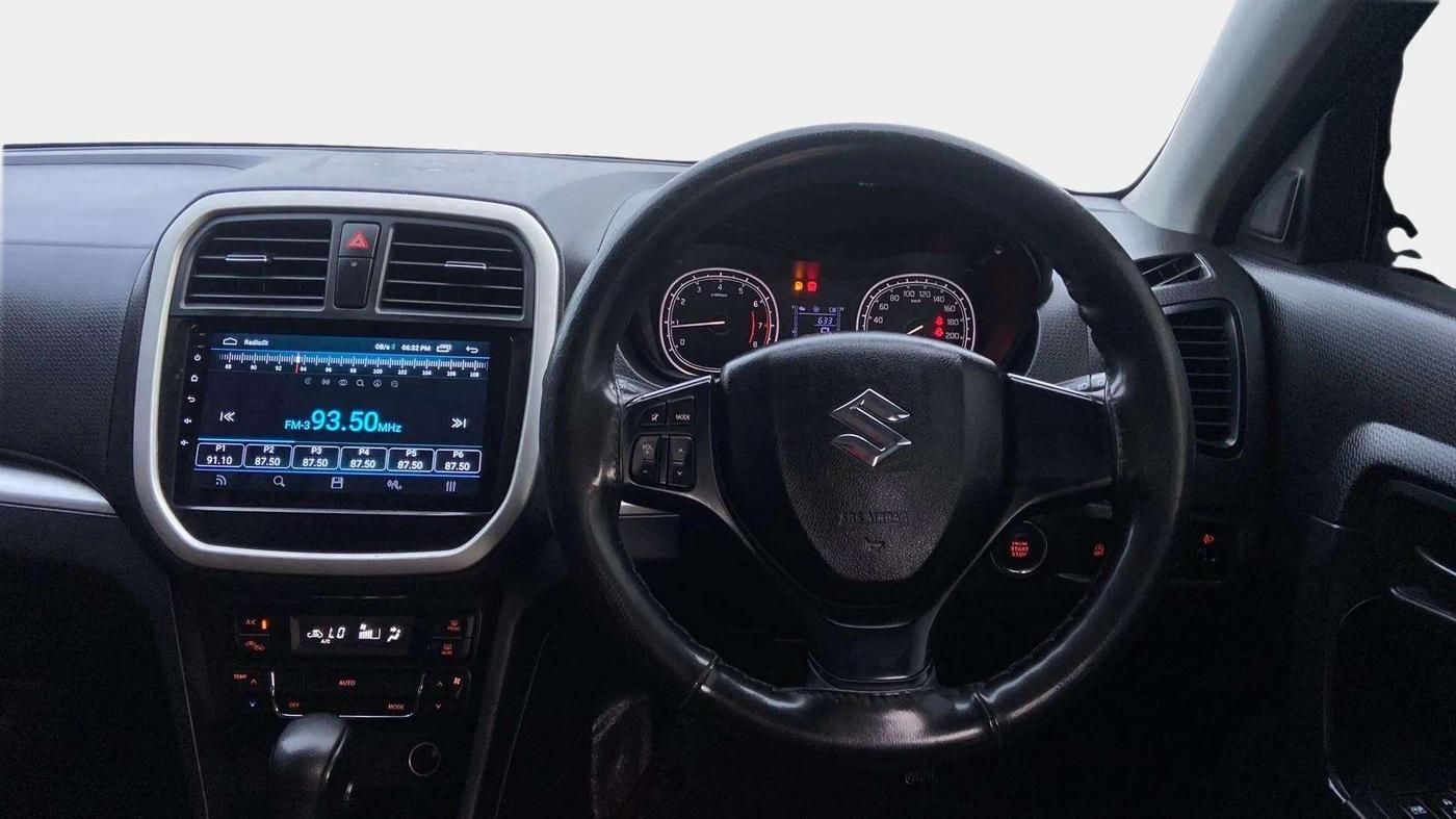 2020 Maruti Vitara Brezza VXI AT SHVS, Petrol, Automatic, 60,869 km, Steering Wheel Close Up
