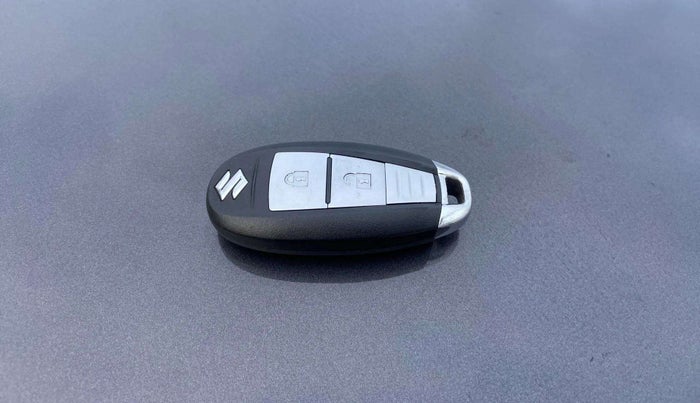 2020 Maruti Vitara Brezza VXI AT SHVS, Petrol, Automatic, 60,848 km, Key Close Up
