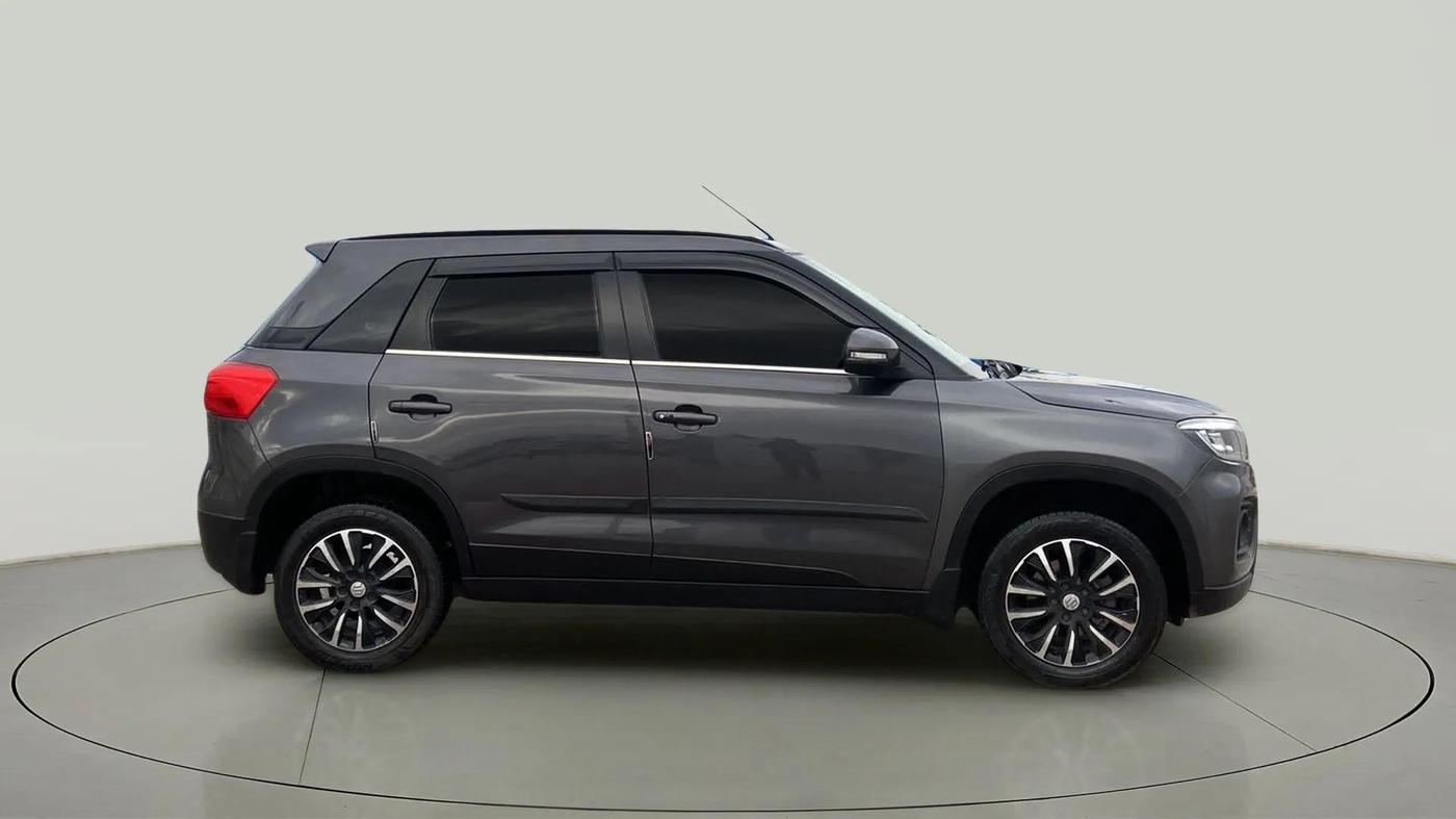 2020 Maruti Vitara Brezza VXI AT SHVS, Petrol, Automatic, 60,869 km, Right Side View