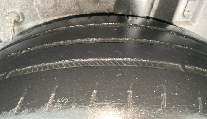 2012 Toyota Etios VD, Diesel, Manual, 1,70,000 km, Left Rear Tyre Tread