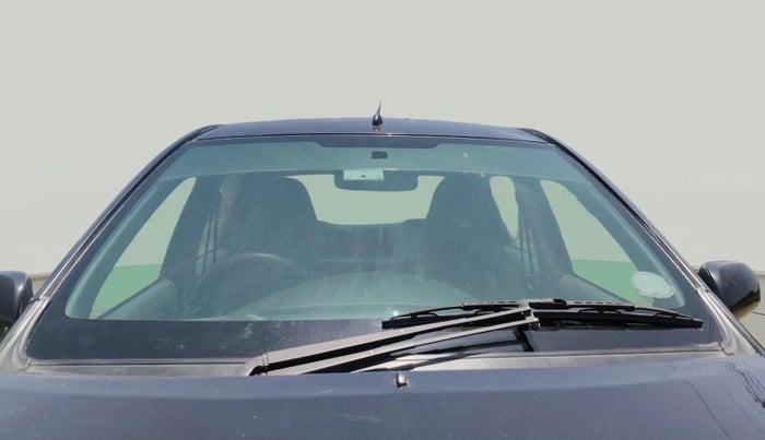2012 Toyota Etios VD, Diesel, Manual, 1,70,000 km, Front Windshield